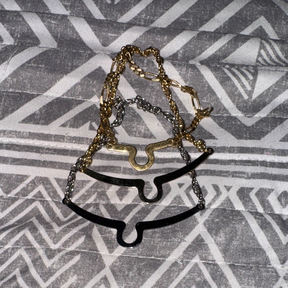 Curved Bar Tie Chains
